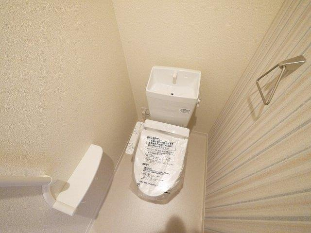 レーヴソレイユのトイレ|清潔感のあるトイレです