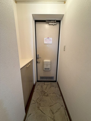 【収納】 | カサグランデMOTOKI | リビングダイニングキッチンにある収納スペースです！かさ張りやすい寝具や大きな荷物などが収納できて便利です☆