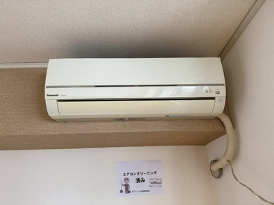 【玄関】 | カサグランデMOTOKI | シューズボックス付きで玄関もすっきり片付きます！上に写真やかわいい小物を置けるので、玄関を華やかに飾れますね♪