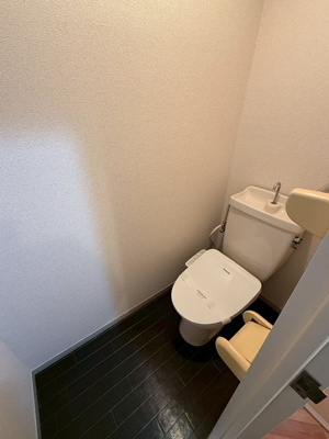 【洗面所】 | カサグランデMOTOKI | 洗髪洗面化粧台で忙しい朝にも寝癖の付いた頭にも優しい☆お化粧するときにも大活躍です♪