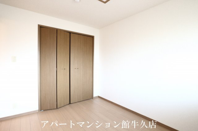 モアエレガントの寝室