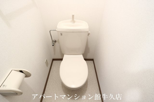 モアエレガントのトイレ