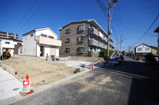 【前面道路含む現地写真】 | 4号棟　前面道路含む現地（2018年01月）撮影