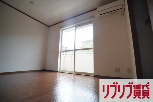 ハイムツインズＡの居間・リビング