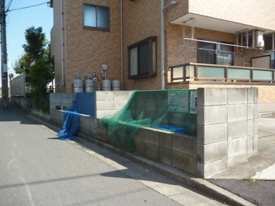 【その他共用部分】 | エクセレンテビーブル | 敷地内ごみ置き場でごみ出しもらくらく～♪忙しい社会人さんや学生さんにもうってつけ！