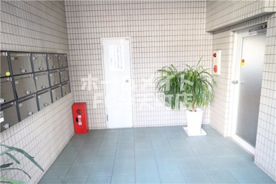 【ロビー】 | 小松ビル | 落ち着いたロビーです