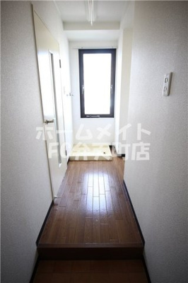 【玄関】 | 小松ビル | シンプルで使いやすい玄関です