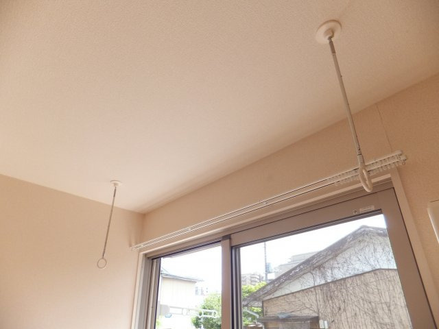 レセンテ・本八幡の設備|室内物干し