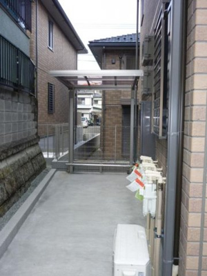 【その他共用部分】 | コート大西B | 屋根付きの駐輪場があるので雨が降っても大切な自転車が濡れません☆駅から自転車もオススメです♪