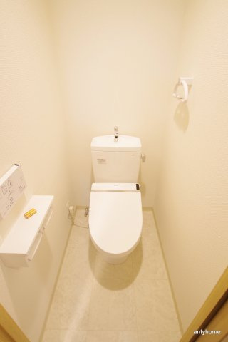 アミティエ扇町リアン　仲介手数料無料のトイレ