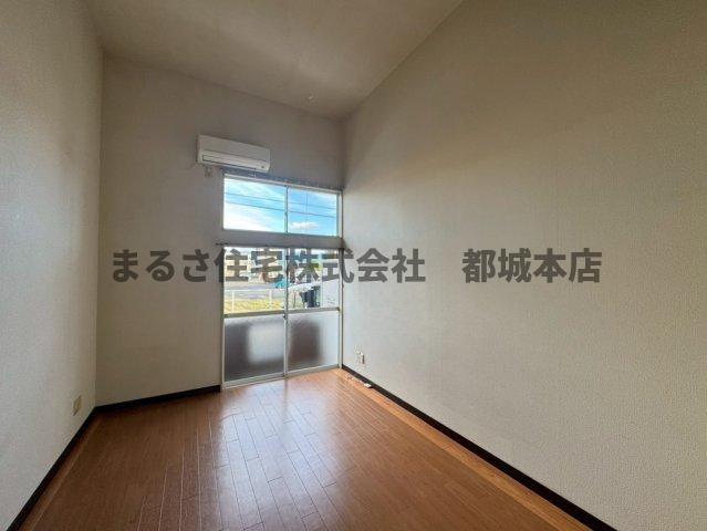 コンフォートアミの洋室