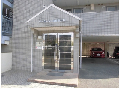 【エントランス】 | ヴィラージュ精華短大前