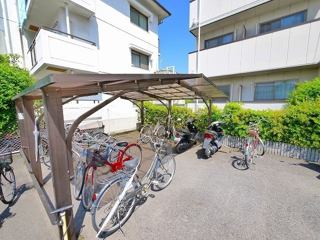 サンガーデン（田井庄町）のその他共用部分|自転車置場です。