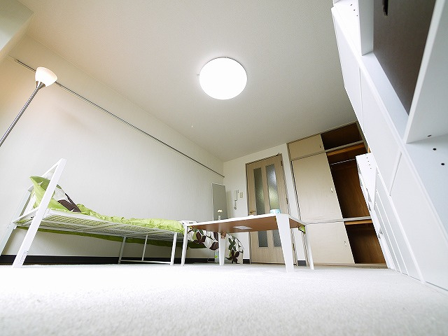 サンガーデン（田井庄町）の居間・リビング|こちらの居間で趣味の時間をお楽しみください