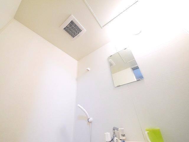 サンガーデン（田井庄町）の設備|お風呂の中です。