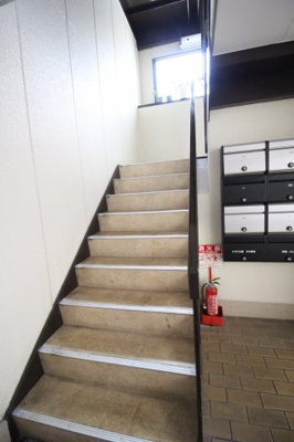【その他共用部分】 | メゾンドール川上 | 階段