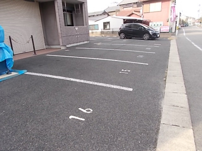 【駐車場】 | ハバナ　ガーデン | 敷地内駐車場で便利です。