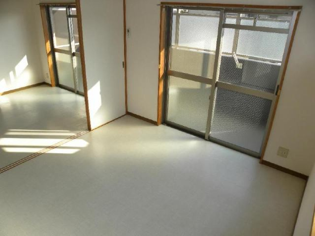 フレール大塚の居間・リビング|※実際のお部屋とは異なります