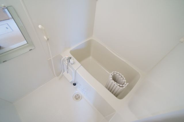 フィエルテ宝塚の浴室