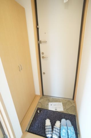 フィエルテ宝塚の玄関