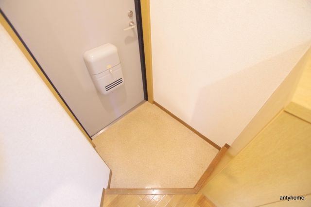 エステムコート梅田北　仲介手数料無料の玄関