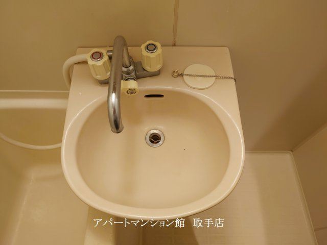 エビハラビルの洗面所