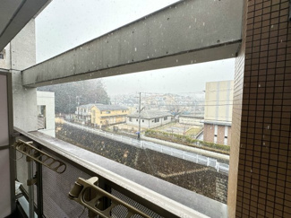 【展望】 | バルコニーからの眺望です♪3階にあるので人目が気にならないのが嬉しいですよね☆