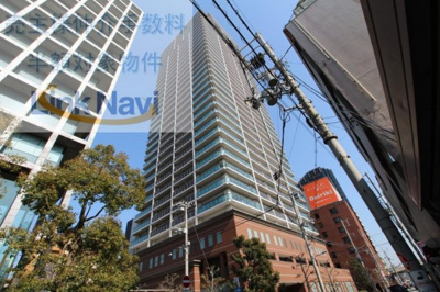 【外観】 | ヴィークタワーOSAKA | 北浜のお洒落な町並みを歩いて4分！大阪都心部を潤す緑に囲まれ優雅な生活を