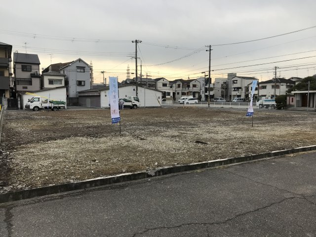 Freerife久々知Ⅳ5号地の前面道路含む現地写真