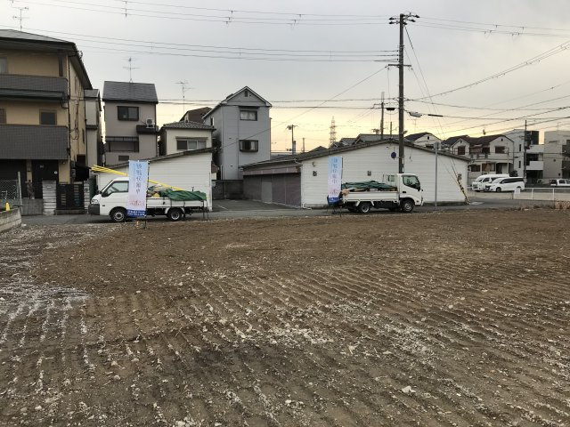 Freerife久々知Ⅳ5号地の前面道路含む現地写真