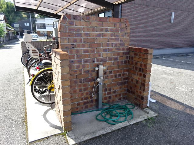 倉敷市大島のアパートのその他共用部分|敷地内ゴミST・当番なし