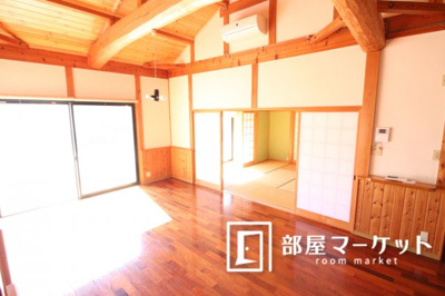 【居間・リビング】 | 豊田市美里２丁目貸家