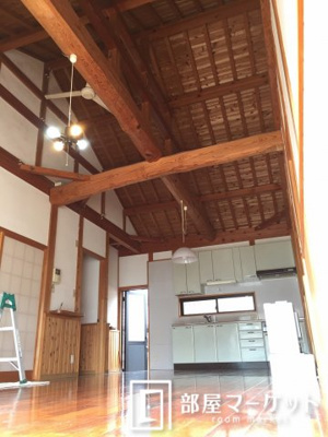 【居間・リビング】 | 豊田市美里２丁目貸家