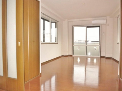 【居間・リビング】 | ハイツリバーサイド