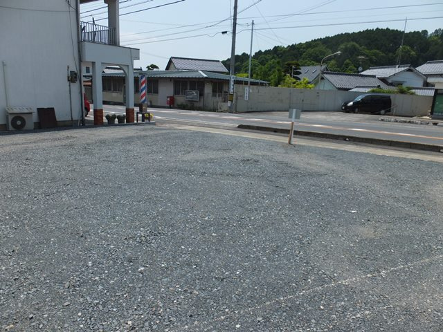鏡野町寺元51坪の地図