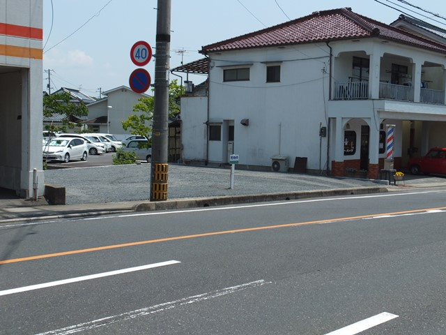 鏡野町寺元51坪の前面道路含む現地写真