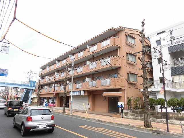 KKビルの外観