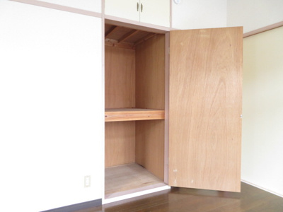 【収納】 | アレストホウジョウ２ | 洋室収納