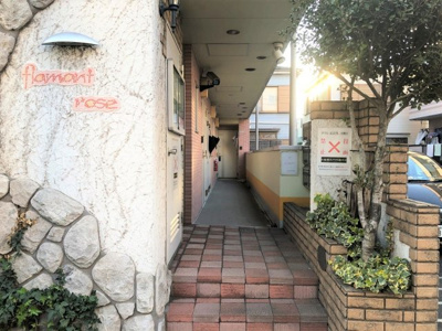【エントランス】 | フラマンローズ