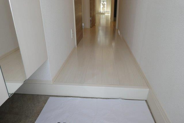プリムヴェール大内Ｃの玄関