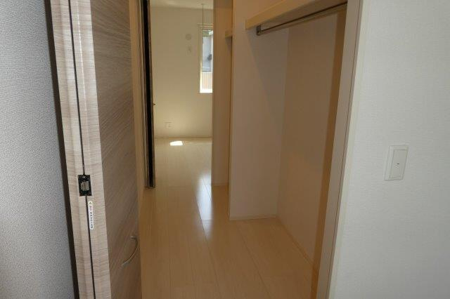 プリムヴェール大内Ｃの収納|ウォークスルークローゼット