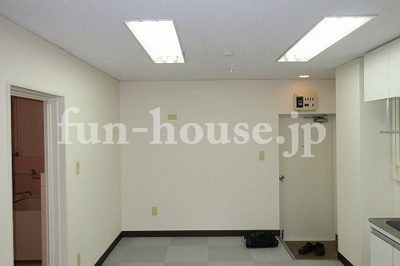 【居間・リビング】 | 第２小山ビル