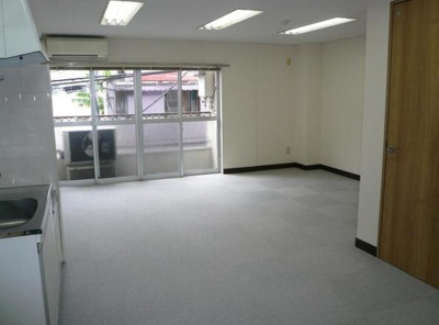 【居間・リビング】 | 第２小山ビル