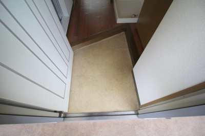 【玄関】 | リヴェール西出