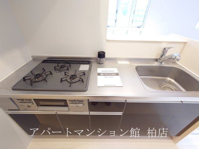 グラーティアのキッチン|※別号室参考写真です ※現況優先
