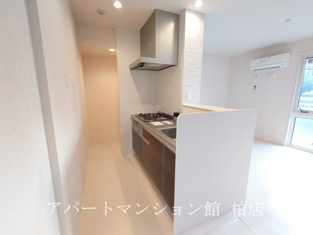 グラーティアのキッチン|※別号室参考写真です ※現況優先