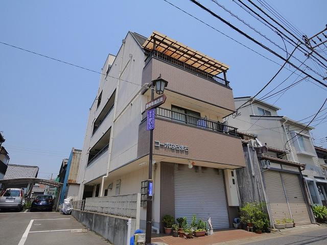 コーポならまちの外観|キレイな外観です。