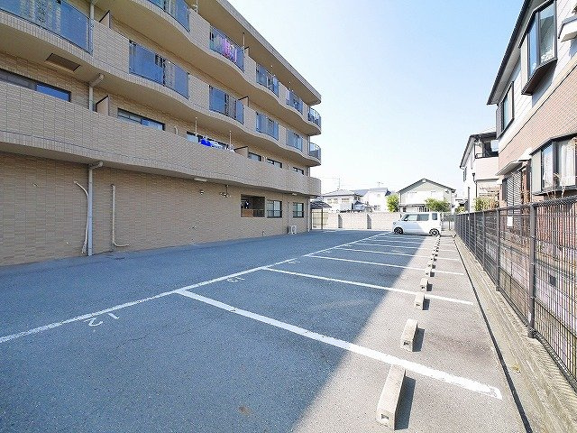 レストパレスの駐車場|駐車場完備です