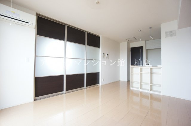 アネーロ・チヨの居間・リビング|★広々とした12帖ＬＤＫ