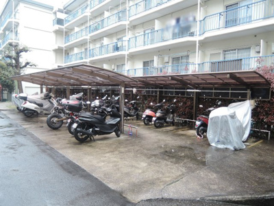 【その他共用部分】 | 根岸台ハイホーム | バイク置場